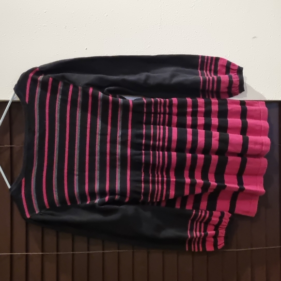 Black and Pink Striped Dress - Picture 5 of 5